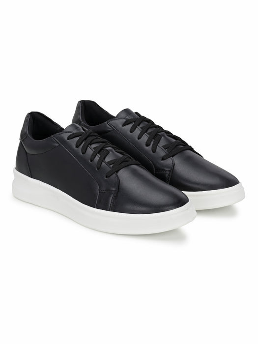 Chase Men's Sneaker