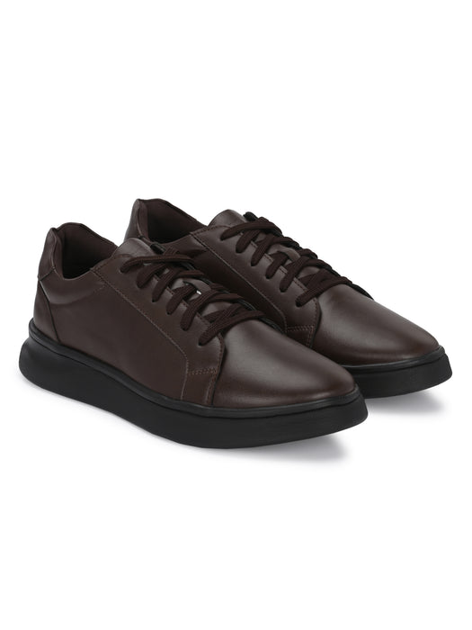 Chase Men's Sneaker