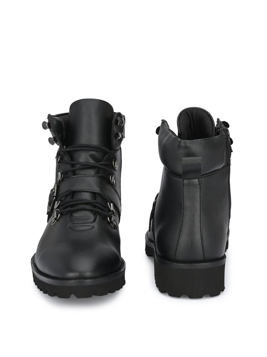 Tresh Ankle Derby Boots with strap